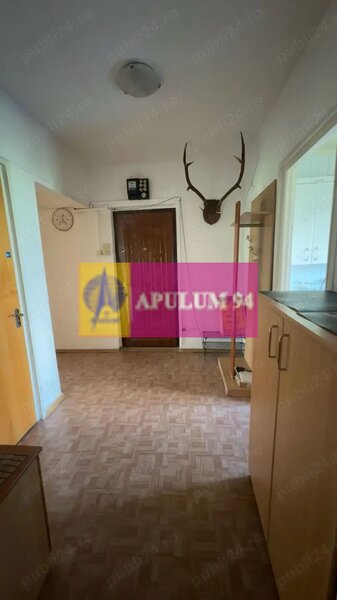 Apartament 4 camere de vanzare in zona Piata Victoriei